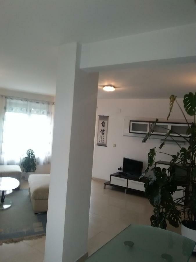 2 Rooms Apartment Plovdiv Kichuk Paris Kültér fotó